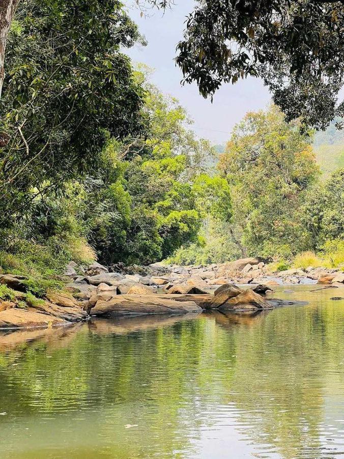 Coorg River Rock Camping มาดิเครี ภายนอก รูปภาพ