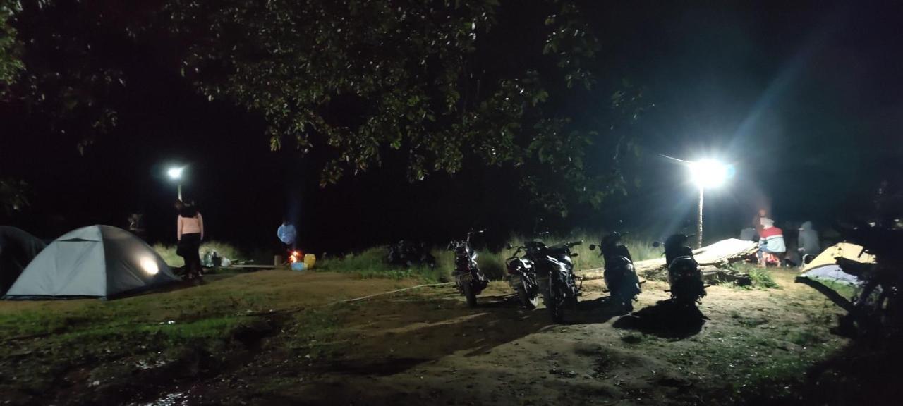 Coorg River Rock Camping มาดิเครี ภายนอก รูปภาพ